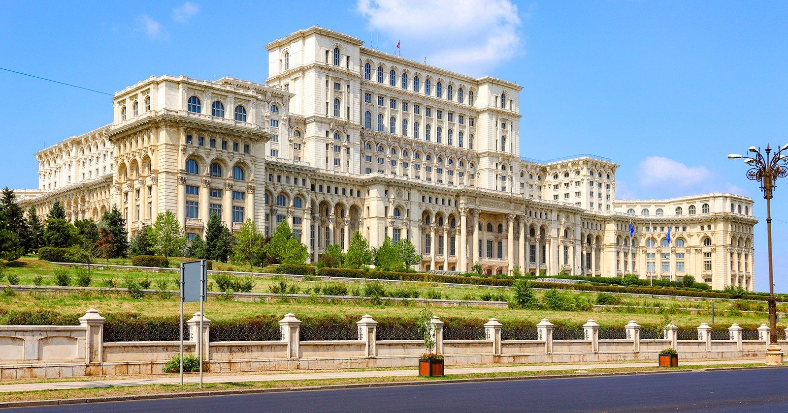 🏰 Metas do Palácio: Sua Primeira Parada Precisa Ser IMPONENTE