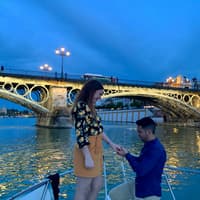 Seville: 1-Hr Romantic Boat Tour — gallery 1