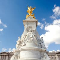 Buckingham Palace State Rooms Tickets & Changing the Guard Tour