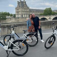 Paris: Afternoon E-Bike Guided Small Group Tour — gallery 3