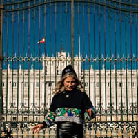 Madrid: Professional Photoshoot at the Royal Palace — gallery 1