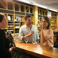 Yarra Valley: Guided Premium Lunch & Wine Tasting + Transfers