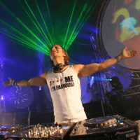 Ushuaïa on Mondays: F*** ME I’M FAMOUS! Tickets — gallery 1