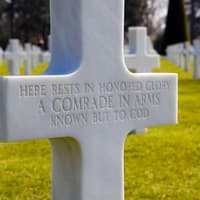Normandy & D-Day Beaches: Day Trip from Paris with Authentic Lunch
