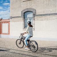 Lisbon: Guided E-Bike Tour