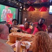 Chicago Pizza Bus Tour Ticket — gallery 1