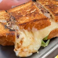 Paris: Canal St Martin Food Tour