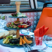 Amsterdam: 90-Min Adult-Only Evening Canal Cruise with Wine and Cheese tickets, Amsterdam, photo 4