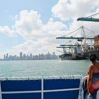 Miami: South Beach Walking Tour with Skyline Cruise