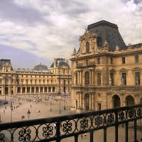 Murders And Mysteries: Louvre — gallery 1