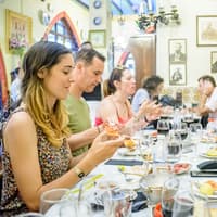 Barcelona: Wine & Tapas Guided e-Bike Tour — gallery 2