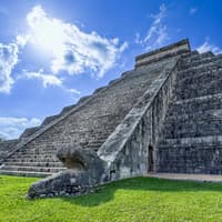 Chichén Itzá: Entry Ticket + Walking Tour