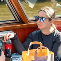 Amsterdam: 75-Min City Canal Cruise on Closed Heated Boat — gallery 2