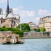 Seine River 1-Hour Sightseeing Cruise from the Eiffel Tower — gallery 4