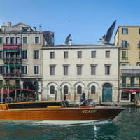 Murano: Glass Blowing Demo + Transfer — gallery 4