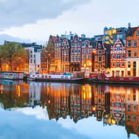 Amsterdam: 1-Hour Luxury Evening Canal Cruise on Heated Saloon Boat with Onboard Bar — gallery 4