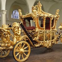 PG Tips Afternoon Tea + Sightseeing Bus Tour with Buckingham Palace State Rooms — gallery 3