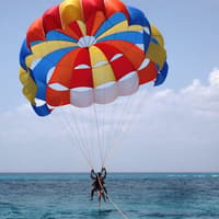 Hurghada: Guided Parasailing Experience + Roundtrip Transfer — gallery 2