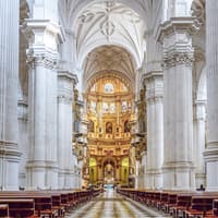 3-Hour Guided Tour of Granada: Cathedral, Royal Chapel & Silk Market — gallery 1