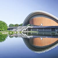 2.5-Hour Berlin Sightseeing Cruise on Eco-friendly Solar Catamaran — gallery 3
