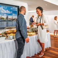 Prague Dinner Cruise on an Open-Top Glass Boat with Live Music — gallery 2