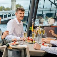 Bateaux Parisiens Seine River Lunch Cruise with French Menu — gallery 1