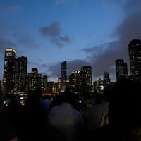 Lake Michigan & Chicago River: 1.5-Hr Night Sightseeing Cruise — gallery 3