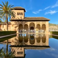 Alhambra Skip-the-Line Guided Tour with Nasrid Palaces — gallery 5