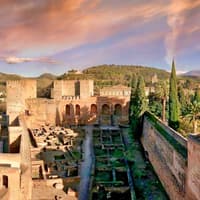 Alhambra Premium Skip-the-Line Guided Tour with Nasrid Palaces — gallery 2