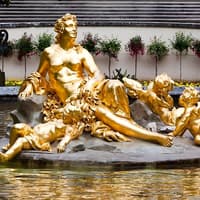 From Munich: Full-Day Guided Tour of Neuschwanstein & Linderhof Palace Grounds — gallery 3