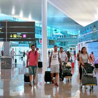Trasllat amb autobús entre l'Aeroport de Barcelona i l'Aeroport de Girona, Girona