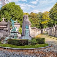 Guided Tour of Père Lachaise Cemetery’s Famous Graves — gallery 1