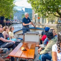 Amsterdam: 75-Minute Small Open Boat Canal Cruise — gallery 2