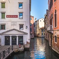 Venice: Rialto Bridge & Offbeat Venice Walking Tour — gallery 2