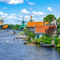 From Amsterdam: Zaanse Schans and Volendam Guided Tour — gallery 1
