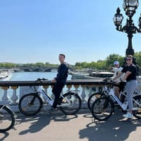 Paris: Afternoon E-Bike Guided Small Group Tour — gallery 2