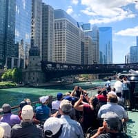 Chicago River & Lake Sightseeing Cruise by First Lady