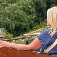 Grape Escape Winery Tour