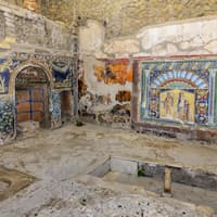 Herculaneum Guided Tour with Skip-the-Line Tickets