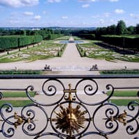 Champs-sur-Marne Château and Gardens