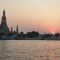 Bangkok: 3 Major Royal Temples Walking Tour