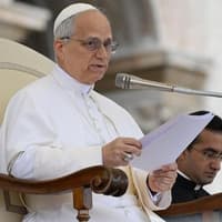 Vatican Papal Audience Reserved Spot Small-Group Guided Tour Spain