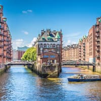 2-Hour Harbor Cruise in Hamburg with Live Commentary in German — gallery 2