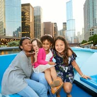Chicago River & Lake Sightseeing Cruise by First Lady