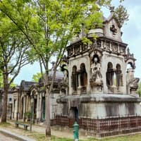 Père Lachaise Cemetery Audio Guide Tour of Famous Graves — gallery 4