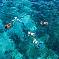 Isla Mujeres: Premium Catamaran Tour from Cancún
