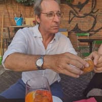 Rome: Trastevere Evening Food Stroll with Dinner and Wine