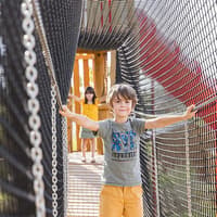 Parrot World: Day Ticket