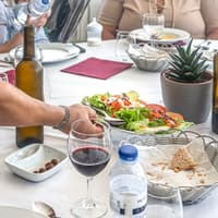 Historic Douro Valley Guided Tour with 1-Hour Pinhão Cruise, Traditional Lunch & Wine Tastings — gallery 3