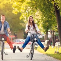 Madrid: Guided Night E-bike Tour